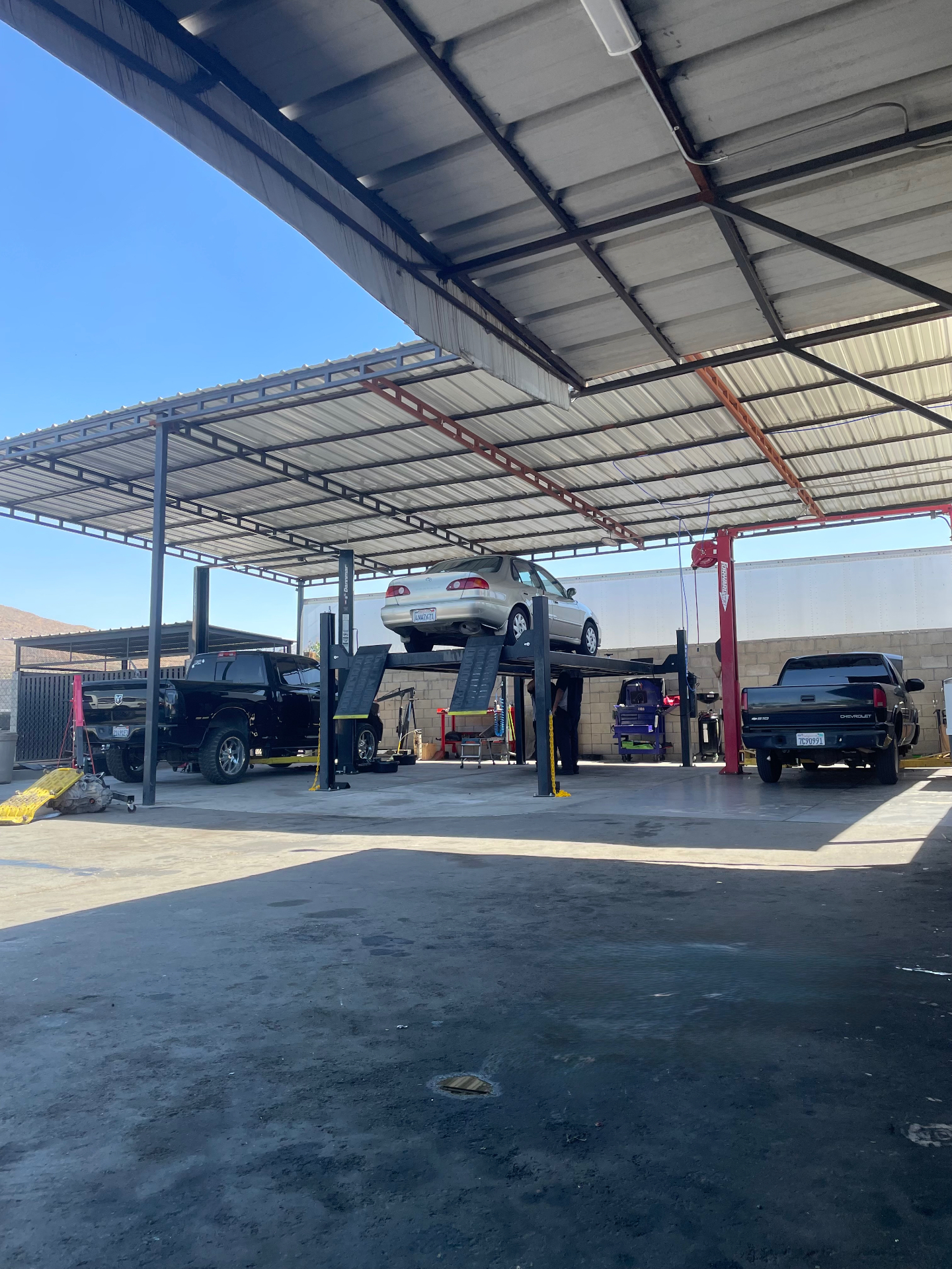 Shop service bays