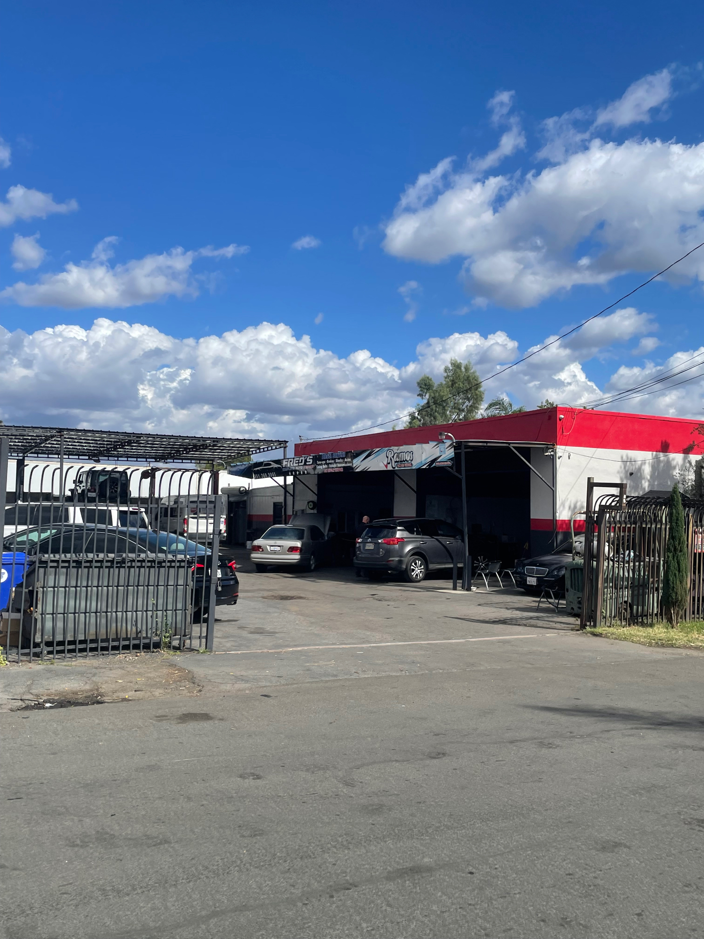 Fred's storefront
